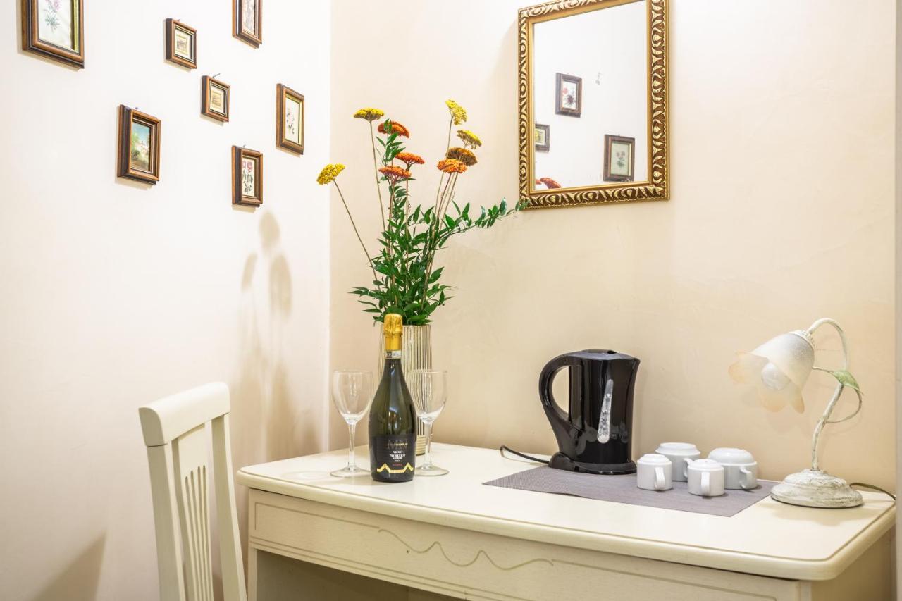 Luxury Inn Opera Rome Extérieur photo